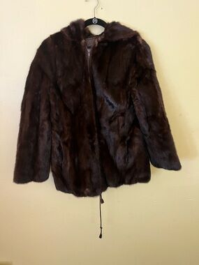 Vintage 60’s Winters Fur Shoppe Inc Red Bank NJ Dark Brown Real Fur Hooded Coat